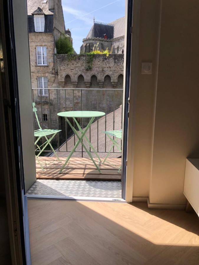 Au Coeur De Vannes - Vue Sur Les Remparts - 2 Ch Exteriör bild