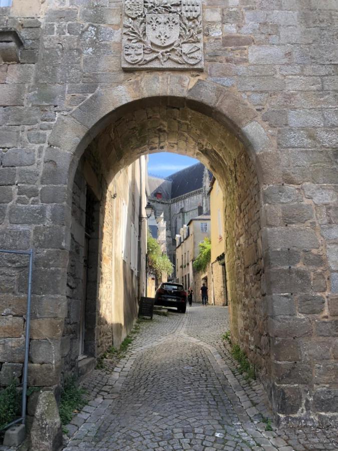 Au Coeur De Vannes - Vue Sur Les Remparts - 2 Ch Exteriör bild